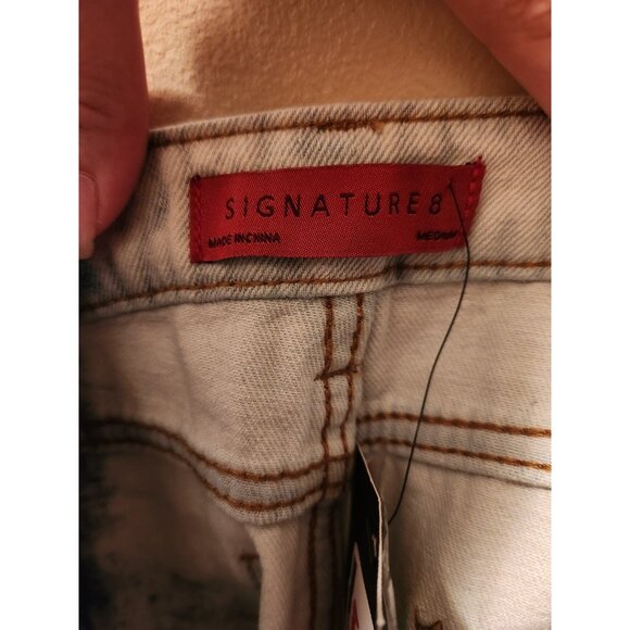 Destroyed Denim Signature 8 Shorts Size Medium - Picture 4 of 5